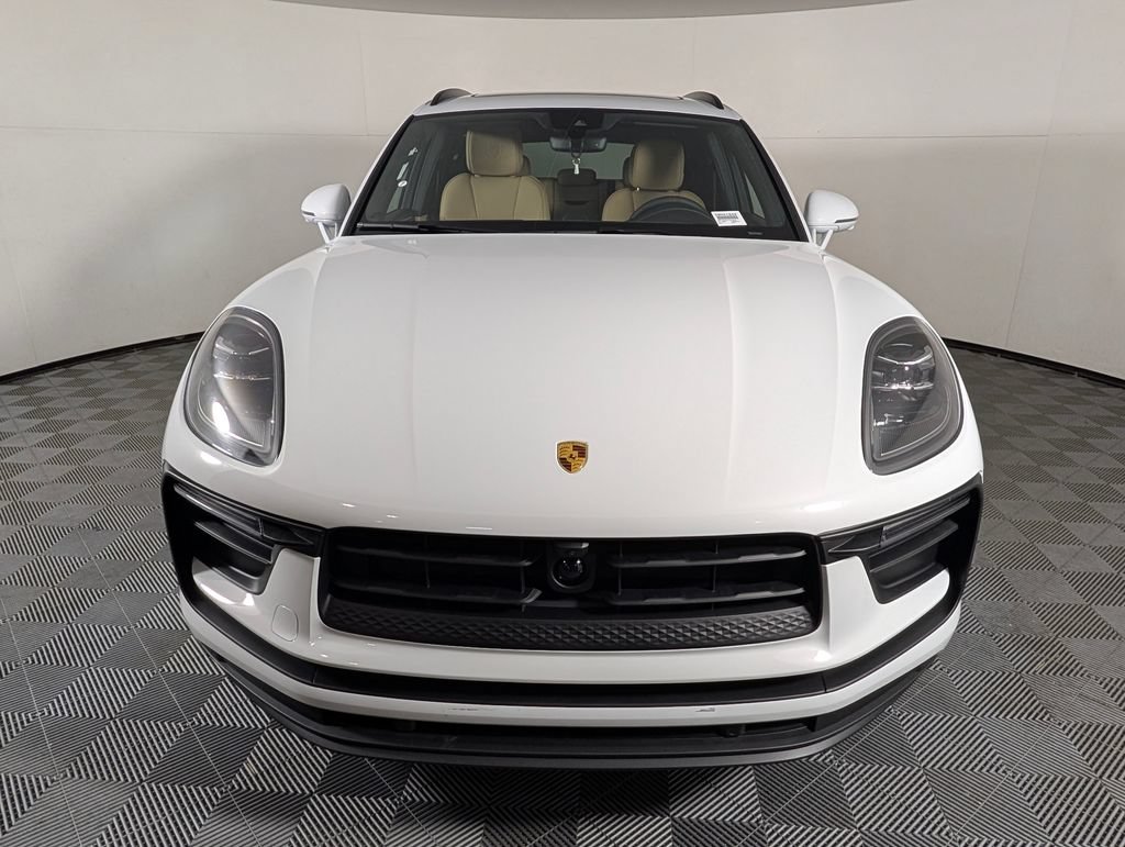 New 2026 Porsche Macan AWD/4WD image 10