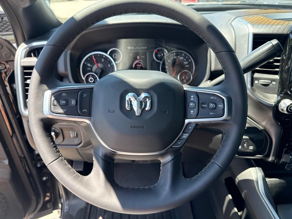New 2025 RAM 2500 Big Horn AWD/4WD image 12