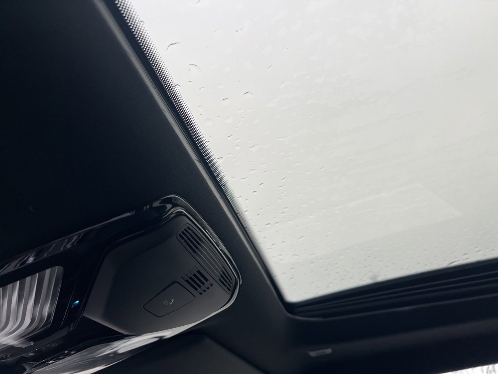 Used 2025 BMW M240i xDrive Coupe image 61