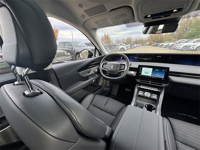 New 2026 Lincoln Nautilus Reserve image 17