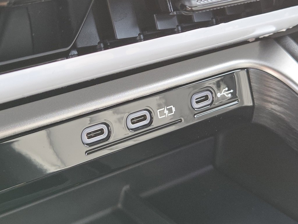 New 2026 Lexus TX 500h AWD image 15