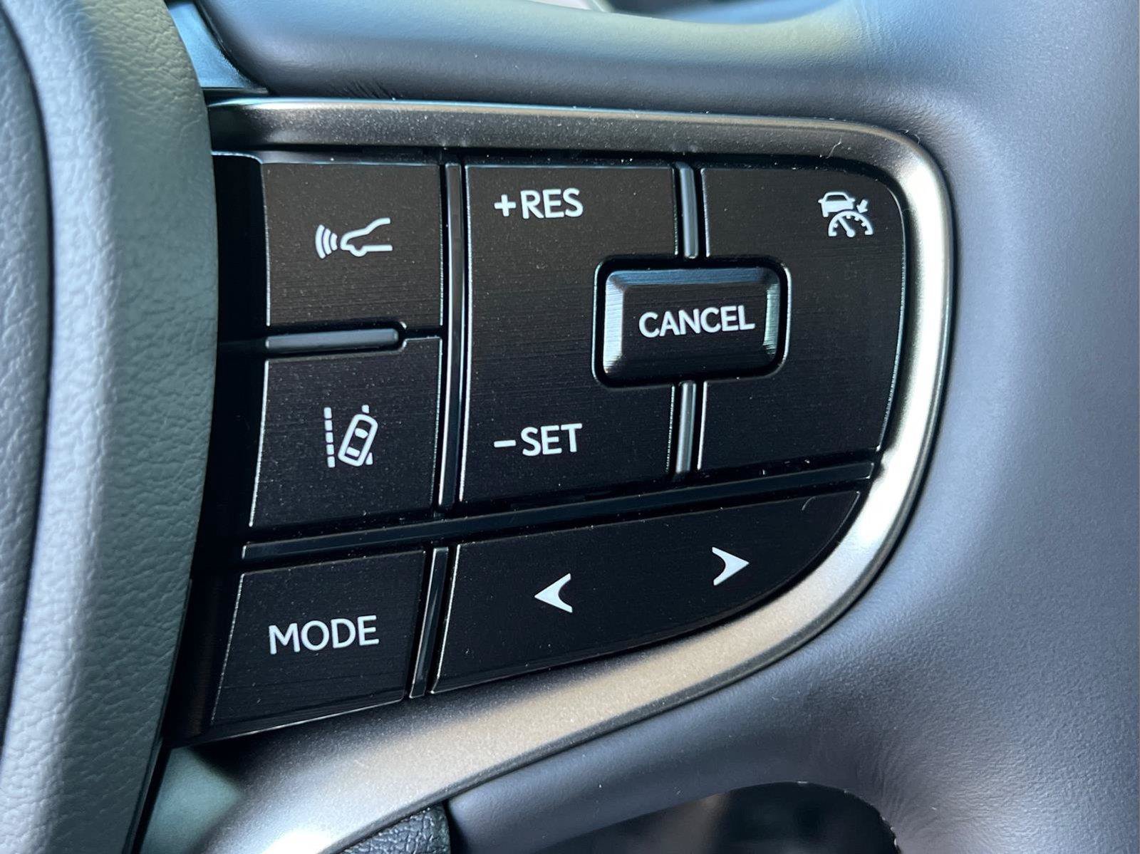 Used 2025 Lexus ES 350 w/ Premium Package FWD image 20