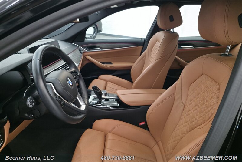 Used 2023 BMW 530i w/ Convenience Package RWD image 19