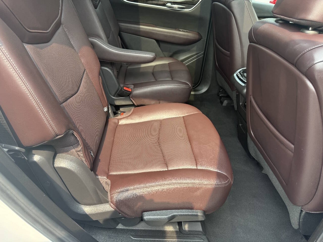 Used 2022 Cadillac XT6 Premium Luxury w/ Technology Package AWD/4WD image 12
