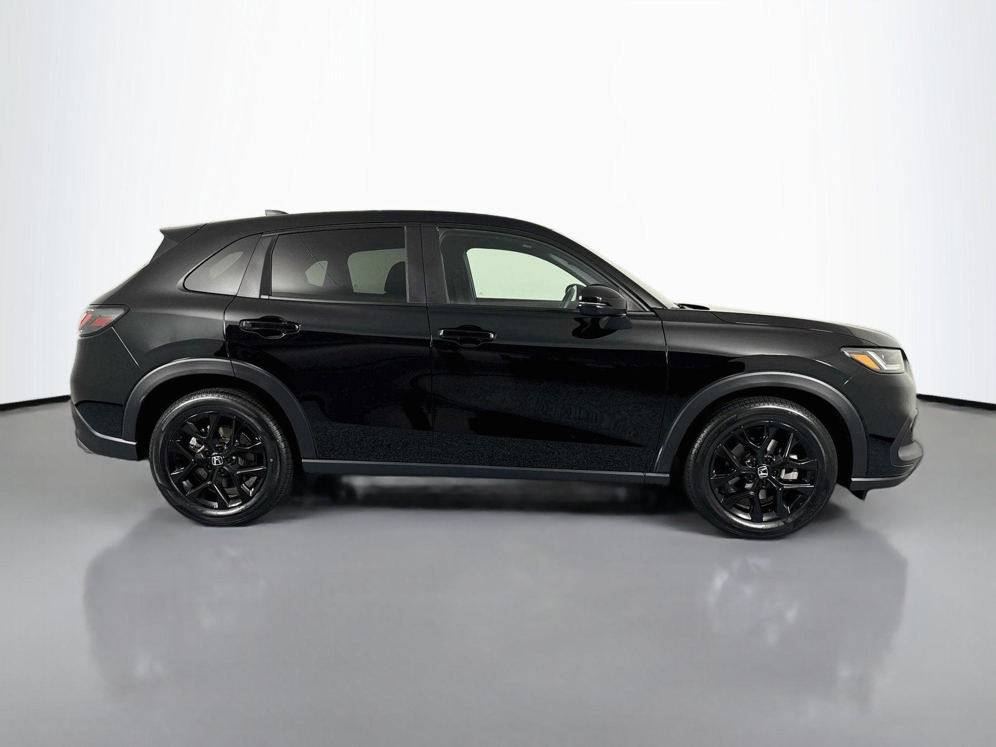 Certified 2024 Honda HR-V Sport image 4