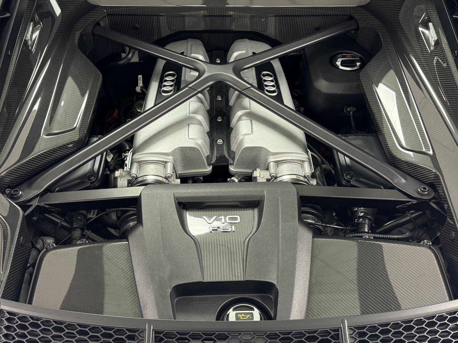 Used 2021 Audi R8 V10 RWD image 34