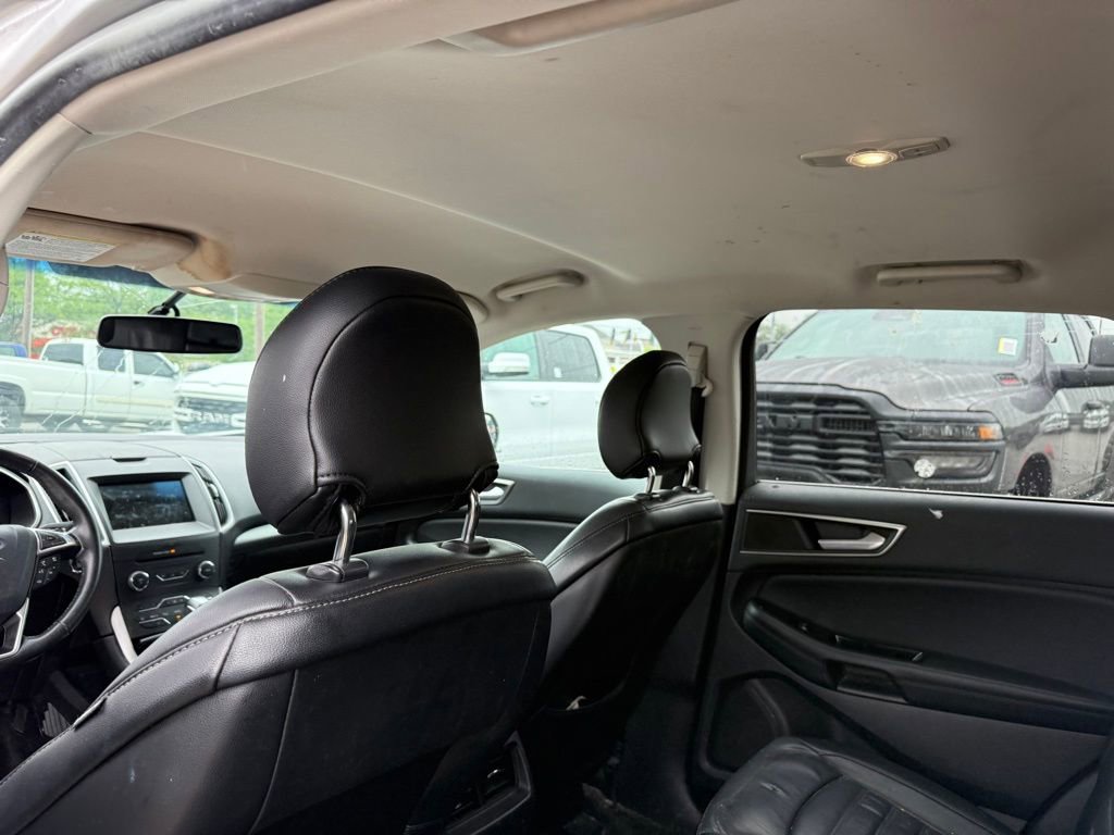 Used 2016 Ford Edge SEL w/ Equipment Group 201A AWD/4WD image 23