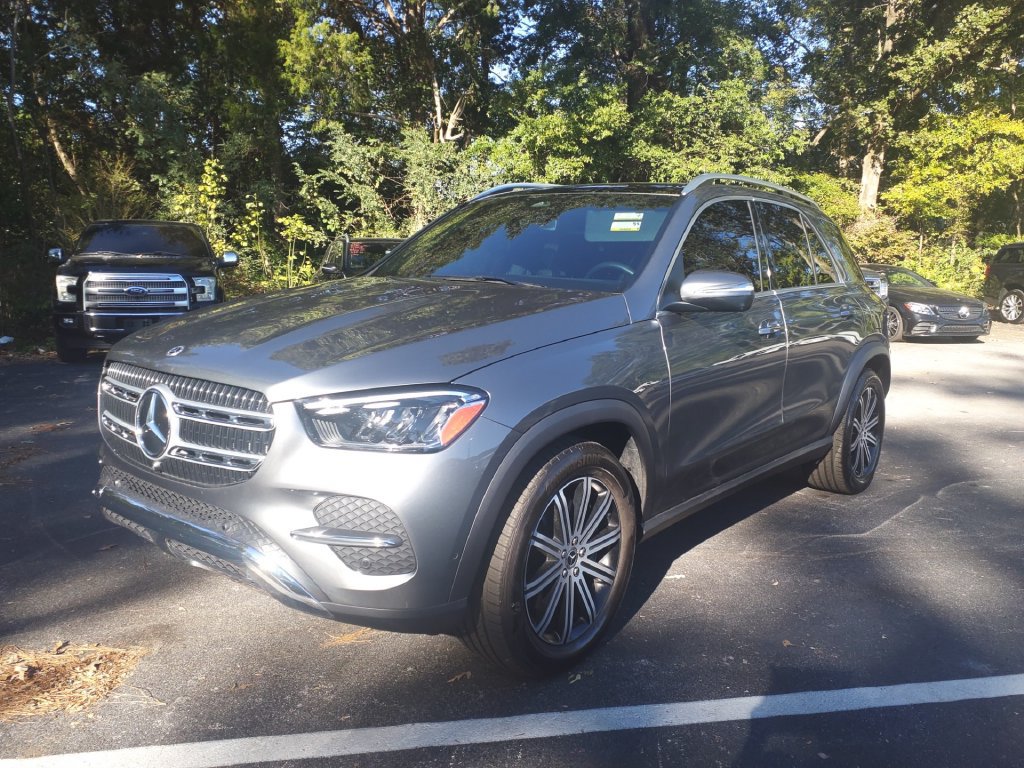 Certified 2025 Mercedes-Benz GLE 450e 4MATIC image 3