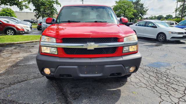 Used 2003 Chevrolet Avalanche 4x4 w/ Suspension Package, Off-Road image 9