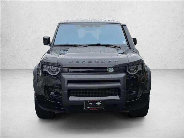 Certified 2022 Land Rover Defender 110 X-Dynamic SE video 2