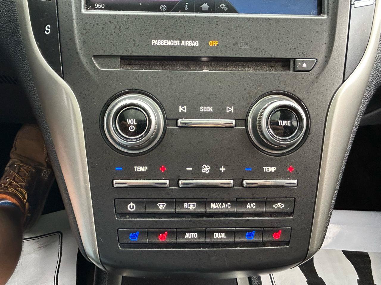Used 2015 Lincoln MKC AWD w/ Equipment Group 102A Reserve image 28