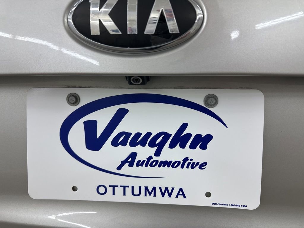 Used 2013 Kia Optima LX w/ Hybrid Convenience Pkg image 16