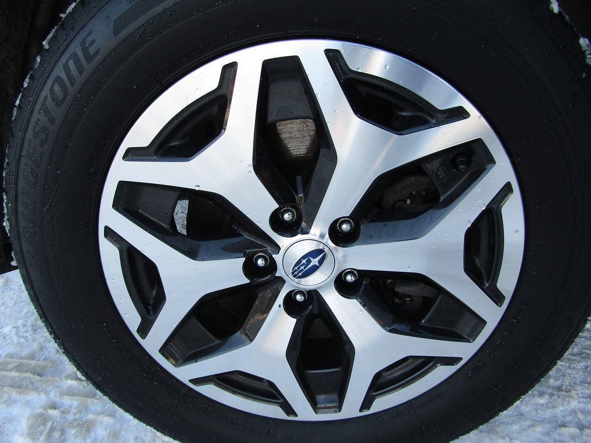 Used 2024 Subaru Forester Premium w/ POP Package 1 AWD/4WD image 39