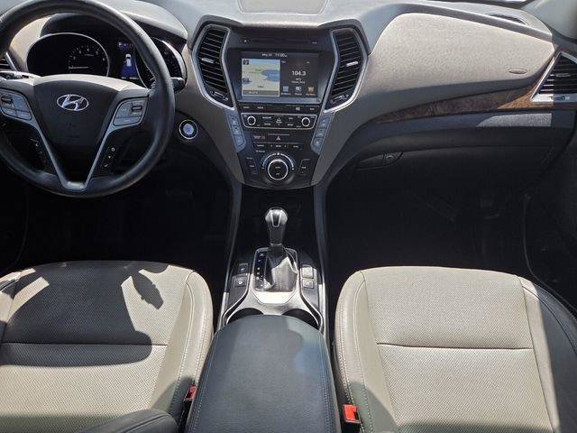 Used 2017 Hyundai Santa Fe FWD image 14
