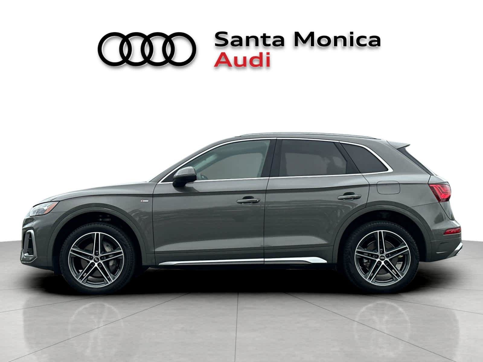 Used 2023 Audi Q5 e Premium w/ Convenience Package AWD/4WD image 5