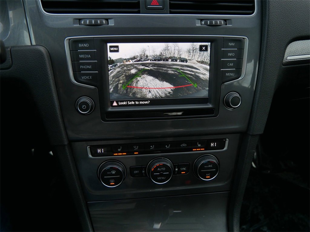 Used 2017 Volkswagen Golf Alltrack SEL image 23