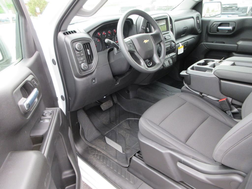 New 2026 Chevrolet Silverado 1500 W/T w/ WT Value Package AWD/4WD image 11