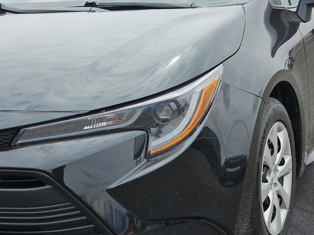 Used 2024 Toyota Corolla LE image 7