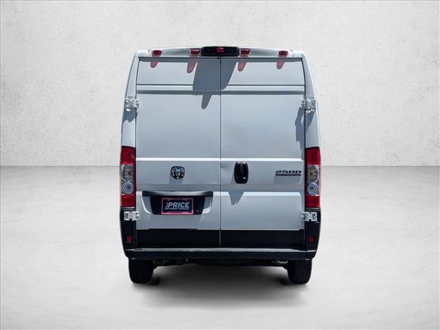 Used 2025 RAM ProMaster 2500 w/ Convenience Group FWD image 7