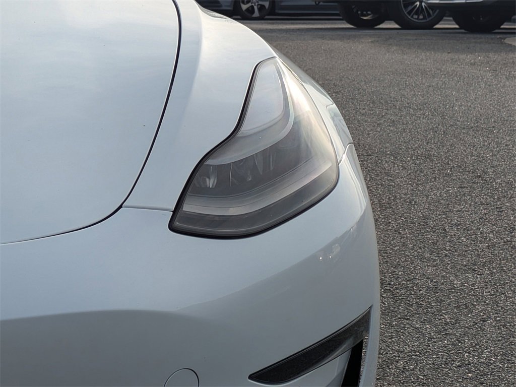 Used 2022 Tesla Model 3 image 9