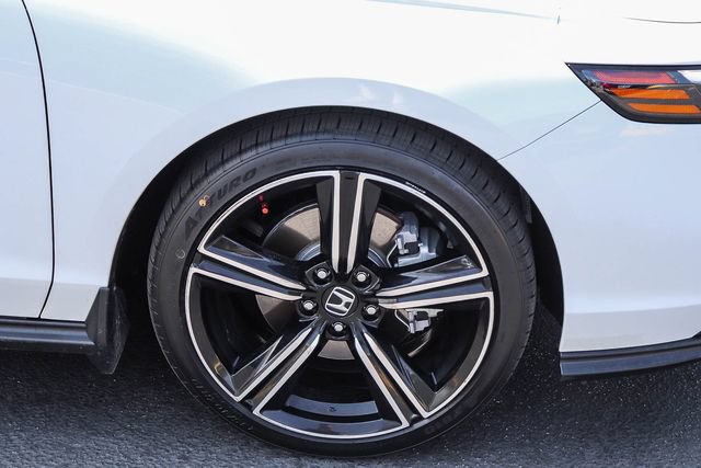 Used 2024 Honda Accord Sport image 8