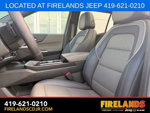 Used 2025 Chevrolet Equinox LT w/ Convenience Package II FWD image 16