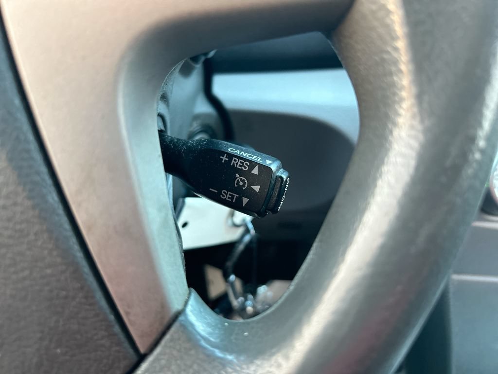 Used 2011 Toyota Camry LE FWD image 17