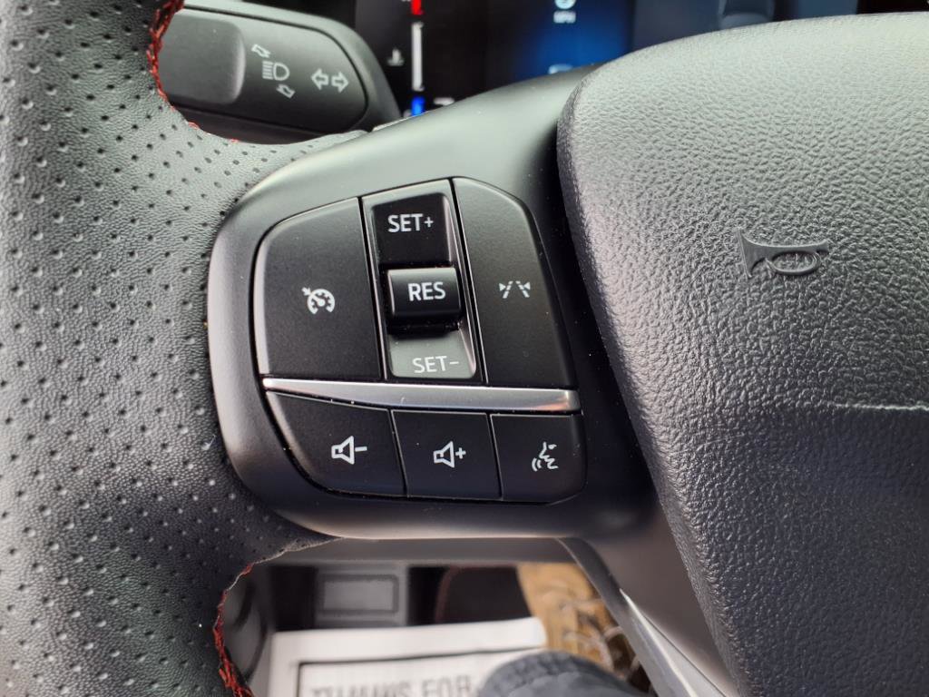 Certified 2024 Ford Escape ST-Line image 17