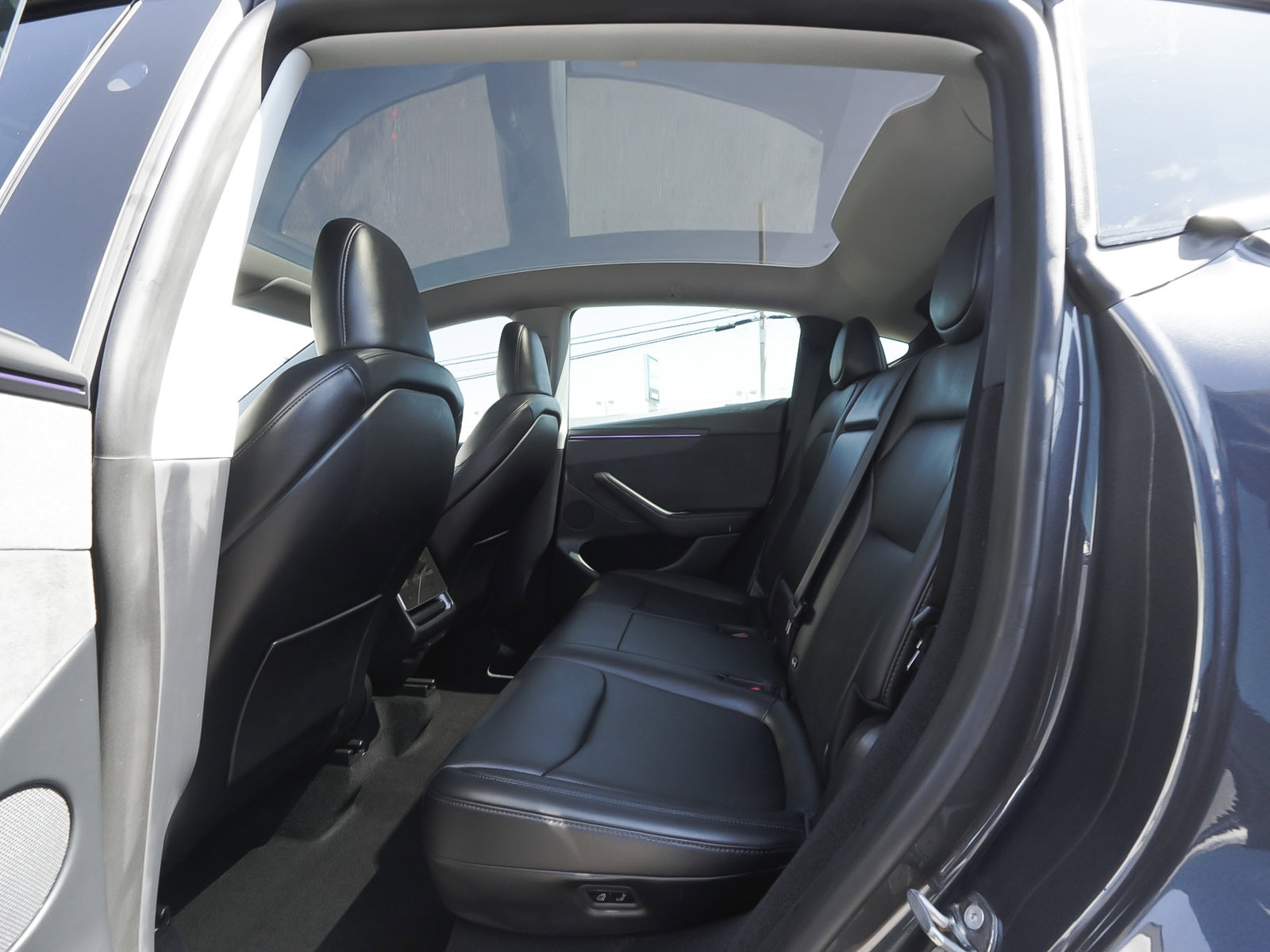 Used 2026 Tesla Model Y Long Range image 28