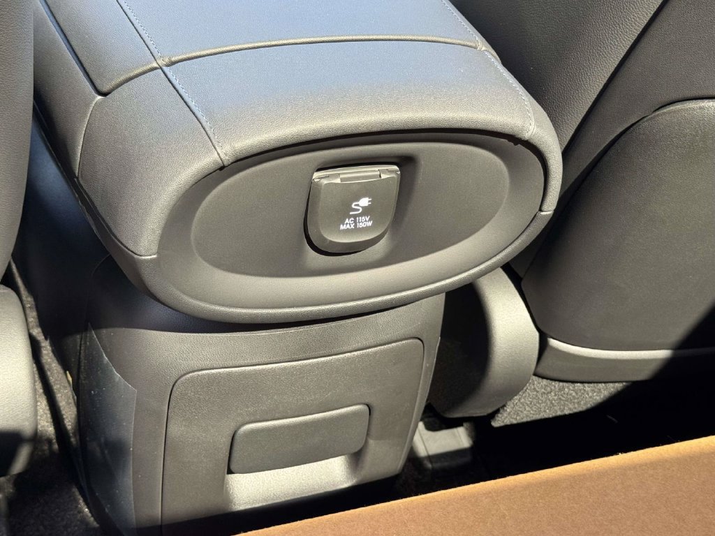 New 2027 Hyundai Palisade Limited AWD/4WD image 18