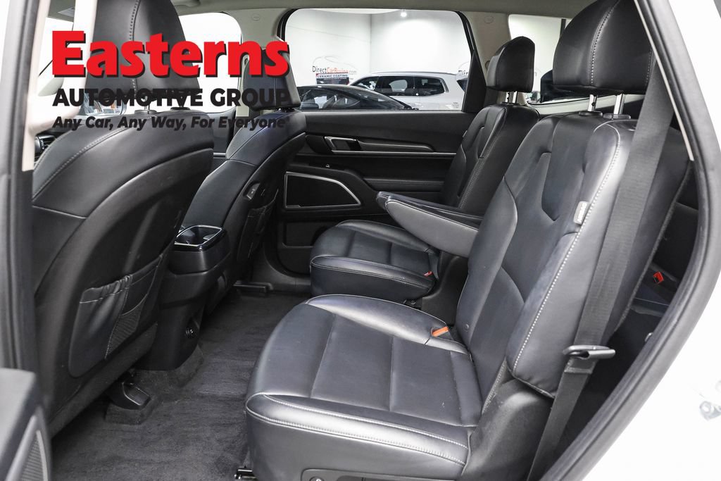 Used 2025 Kia Telluride S FWD image 25