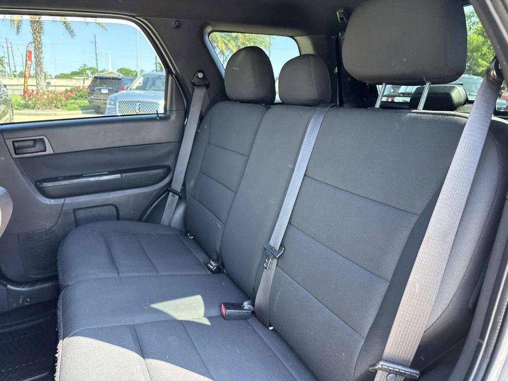 Used 2011 Ford Escape XLT image 16