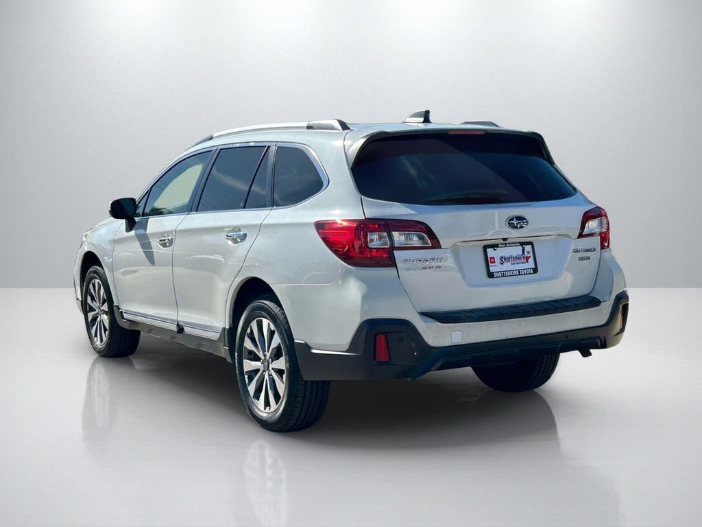 Used 2018 Subaru Outback 3.6R Touring image 7