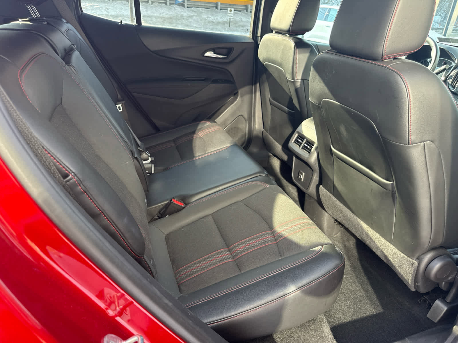 Used 2023 Chevrolet Equinox RS image 29