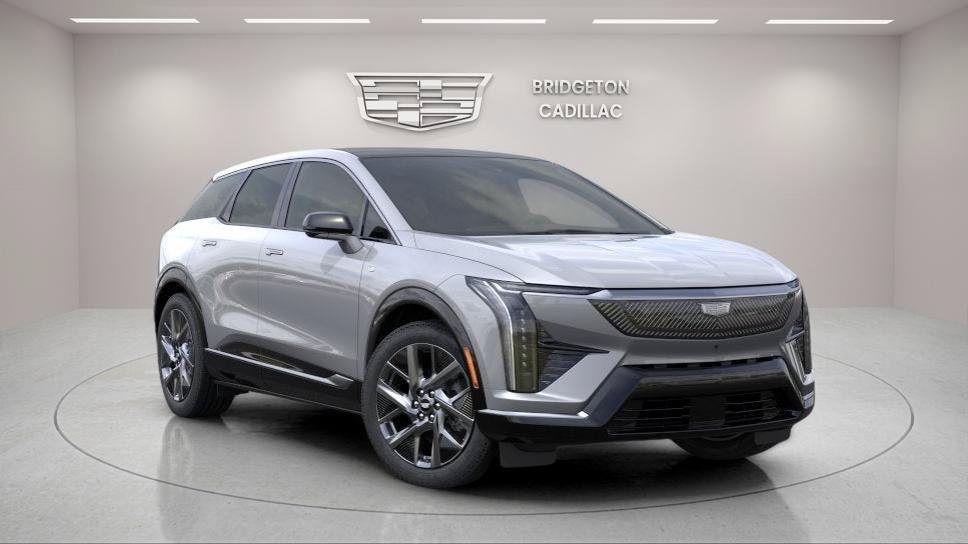 New 2026 Cadillac Optiq Luxury 1 w/ LPO, Floor Liner Package AWD/4WD image 1