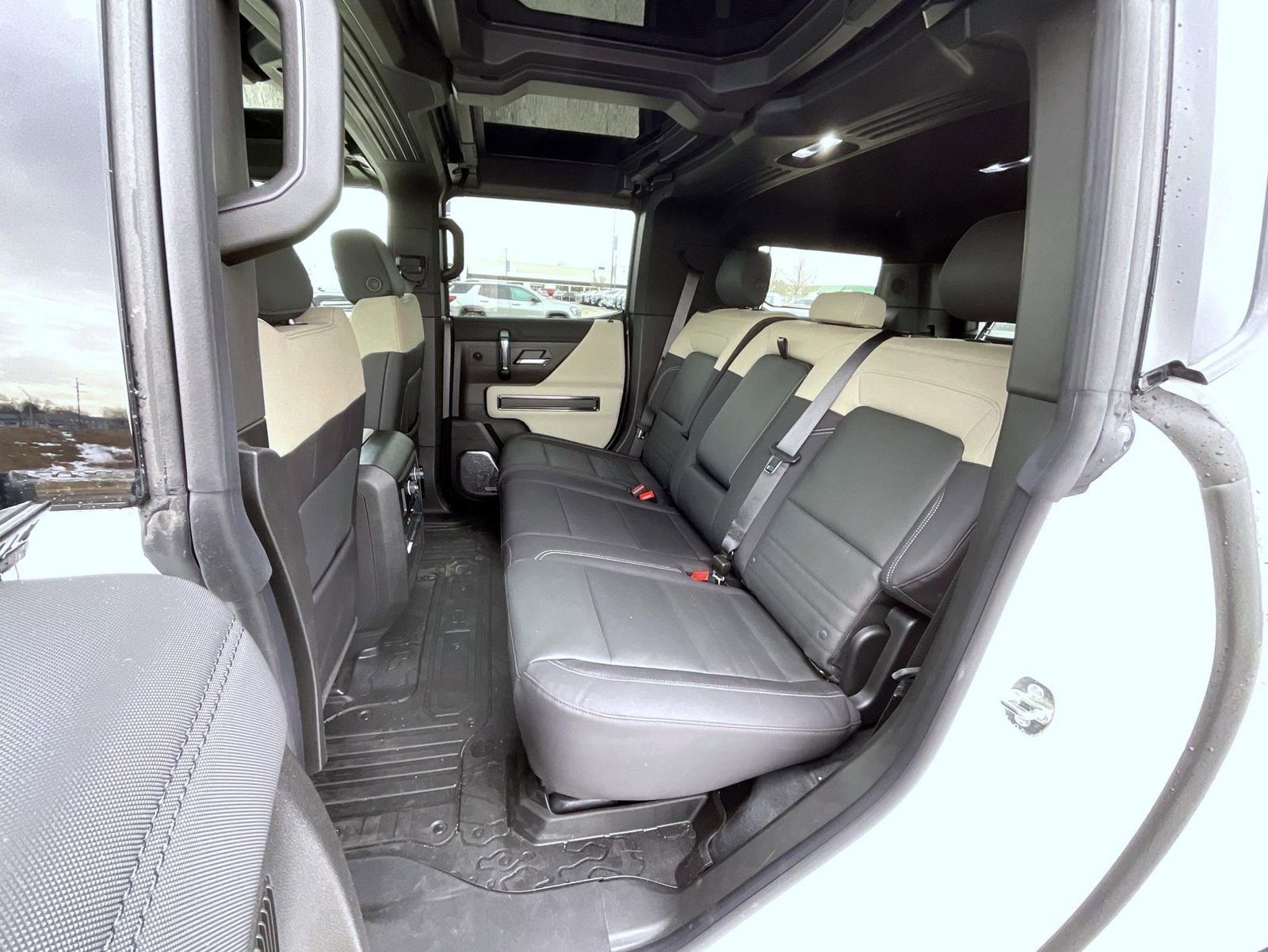 New 2026 GMC Hummer EV SUV image 19