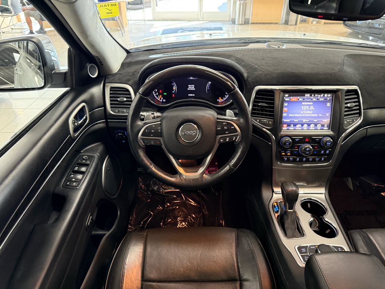 Used 2017 Jeep Grand Cherokee Summit image 12