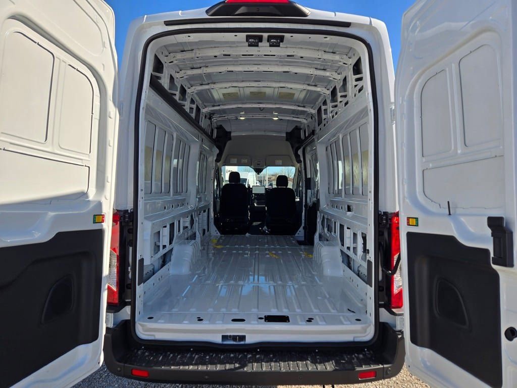 New 2026 Ford Transit 250 148 High Roof Extended AWD image 10