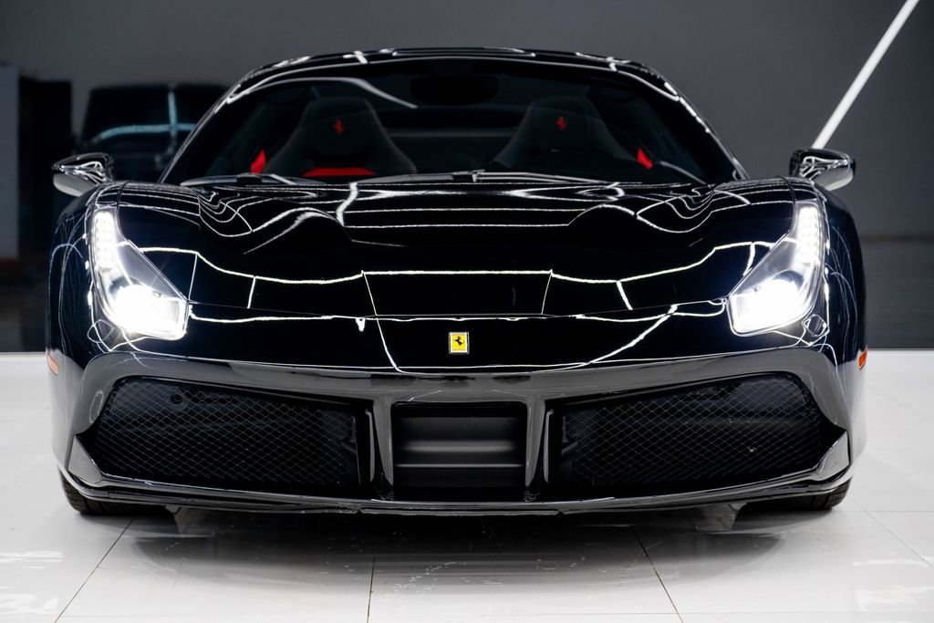 Used 2019 Ferrari 488 Spider RWD image 2