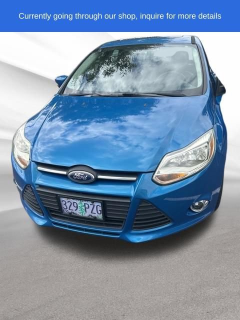 Used 2014 Ford Focus SE w/ Equipment Group 201A FWD image 2