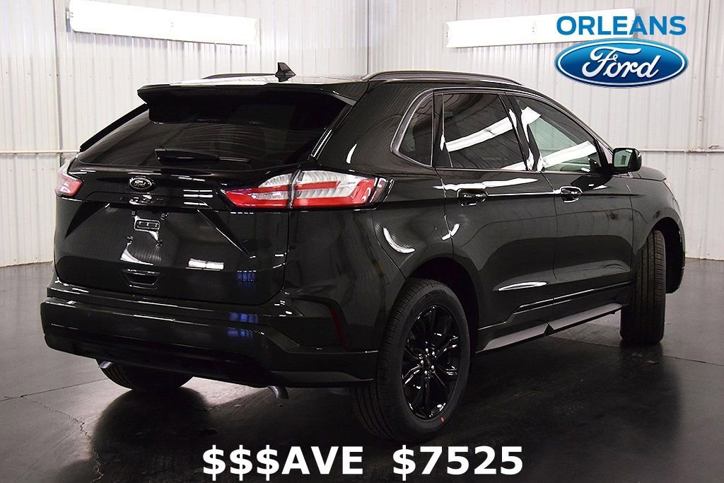 New 2024 Ford Edge SE w/ Black Appearance Package image 7