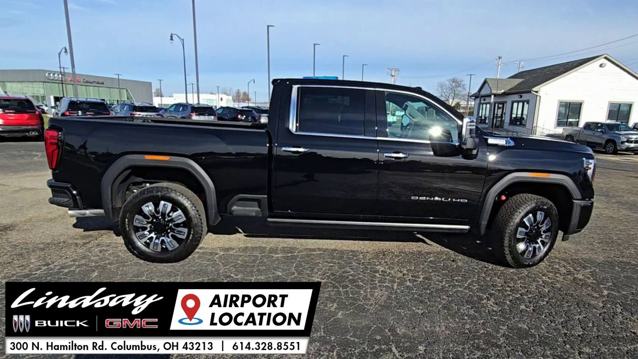 New 2025 GMC Sierra 2500 Denali w/ Denali Reserve Package image 9