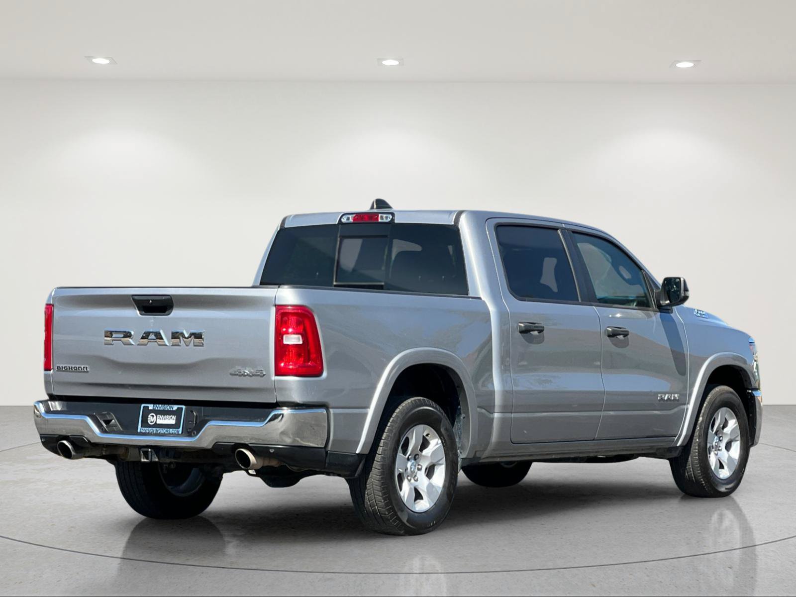 Used 2025 RAM 1500 Big Horn AWD/4WD image 5