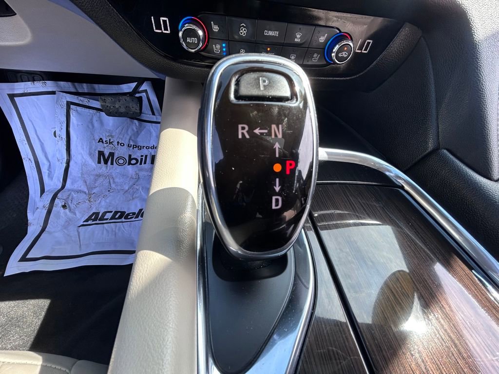 Used 2019 Buick Enclave Premium w/ Experience Buick Package image 29