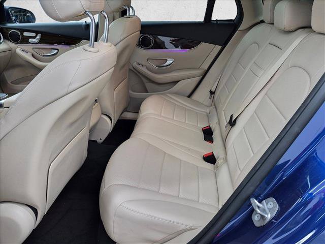 Used 2020 Mercedes-Benz GLC 300 image 19