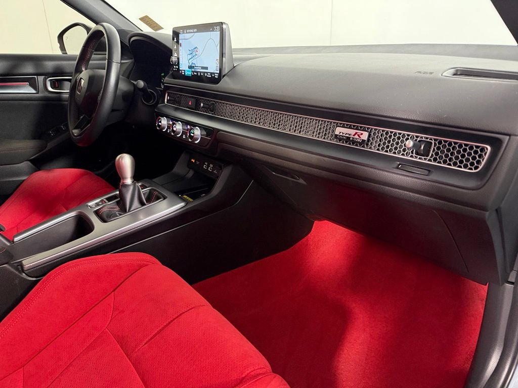 Used 2023 Honda Civic Type R image 13