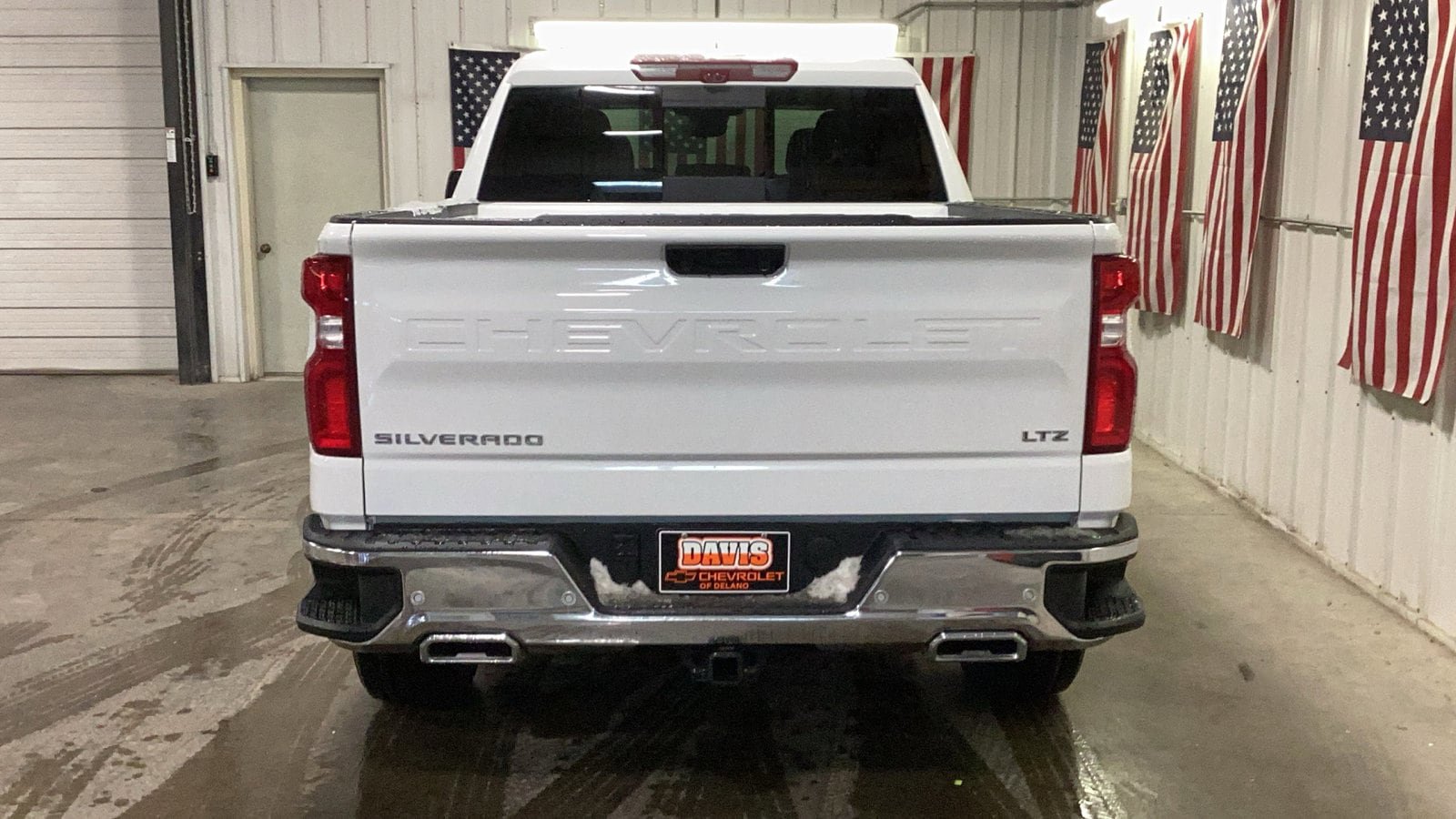 New 2026 Chevrolet Silverado 1500 LTZ w/ LTZ Premium Package AWD/4WD image 5