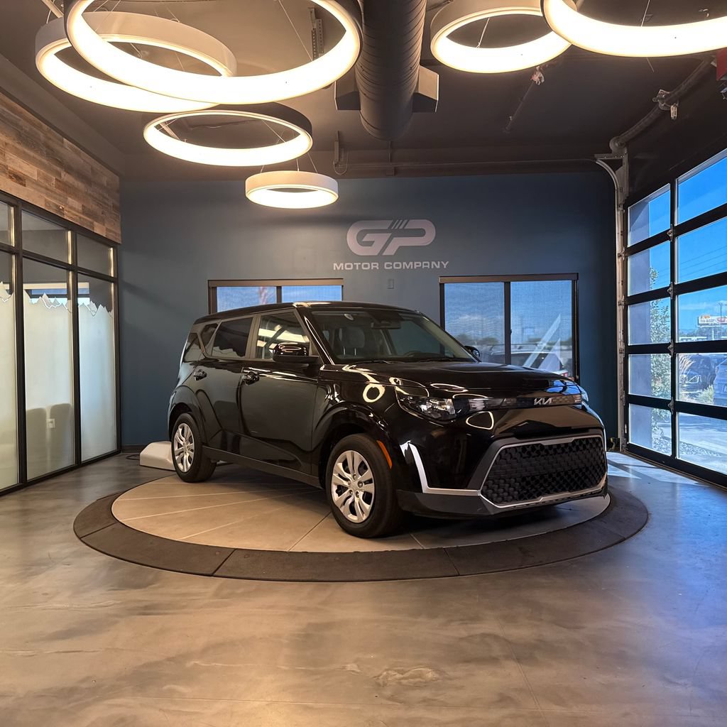 Used 2023 Kia Soul LX