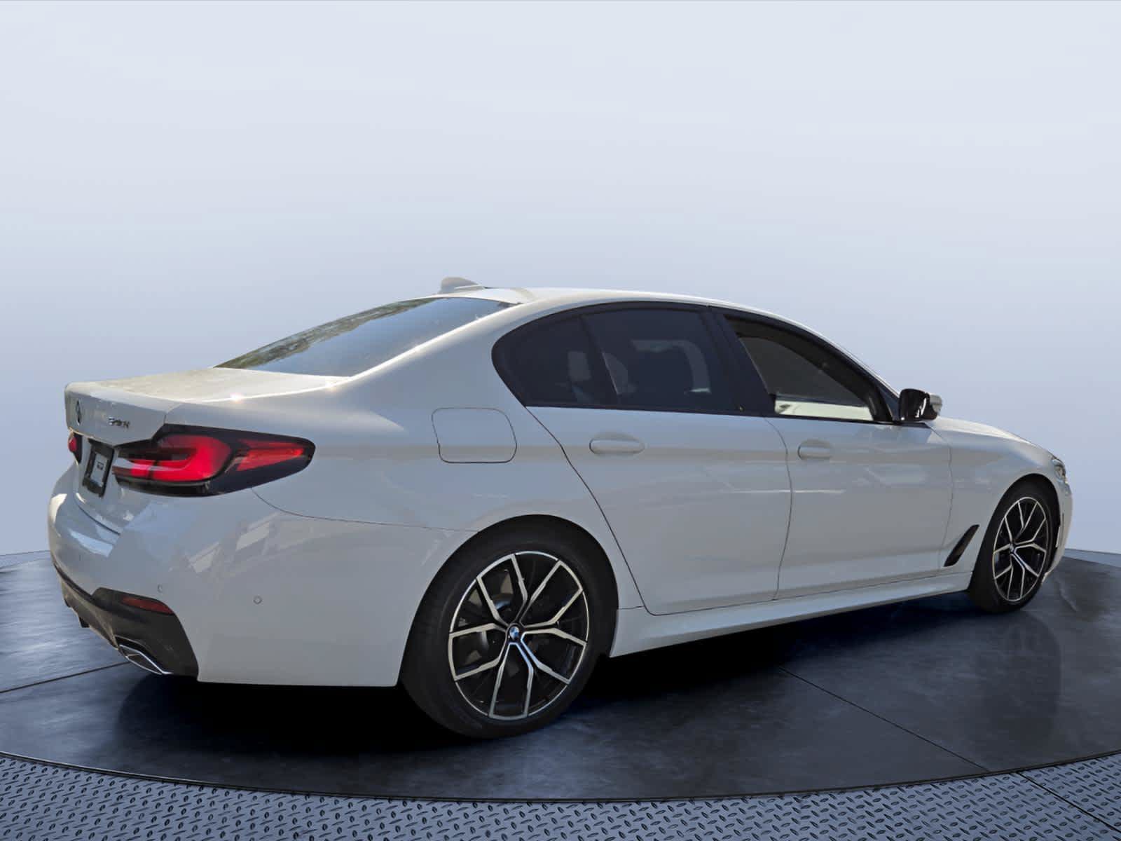 Used 2022 BMW 540i xDrive w/ Executive Package AWD/4WD image 6