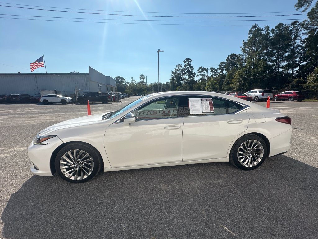 Used 2019 Lexus ES 350 Ultra Luxury w/ Accessory Package 2 FWD image 5
